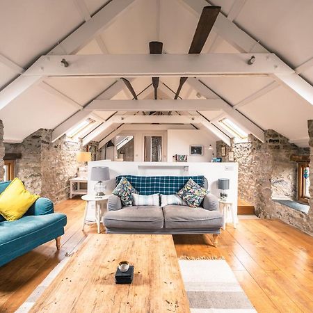 Stunning Converted Granary In Heart Of St Davids Apartment Екстериор снимка