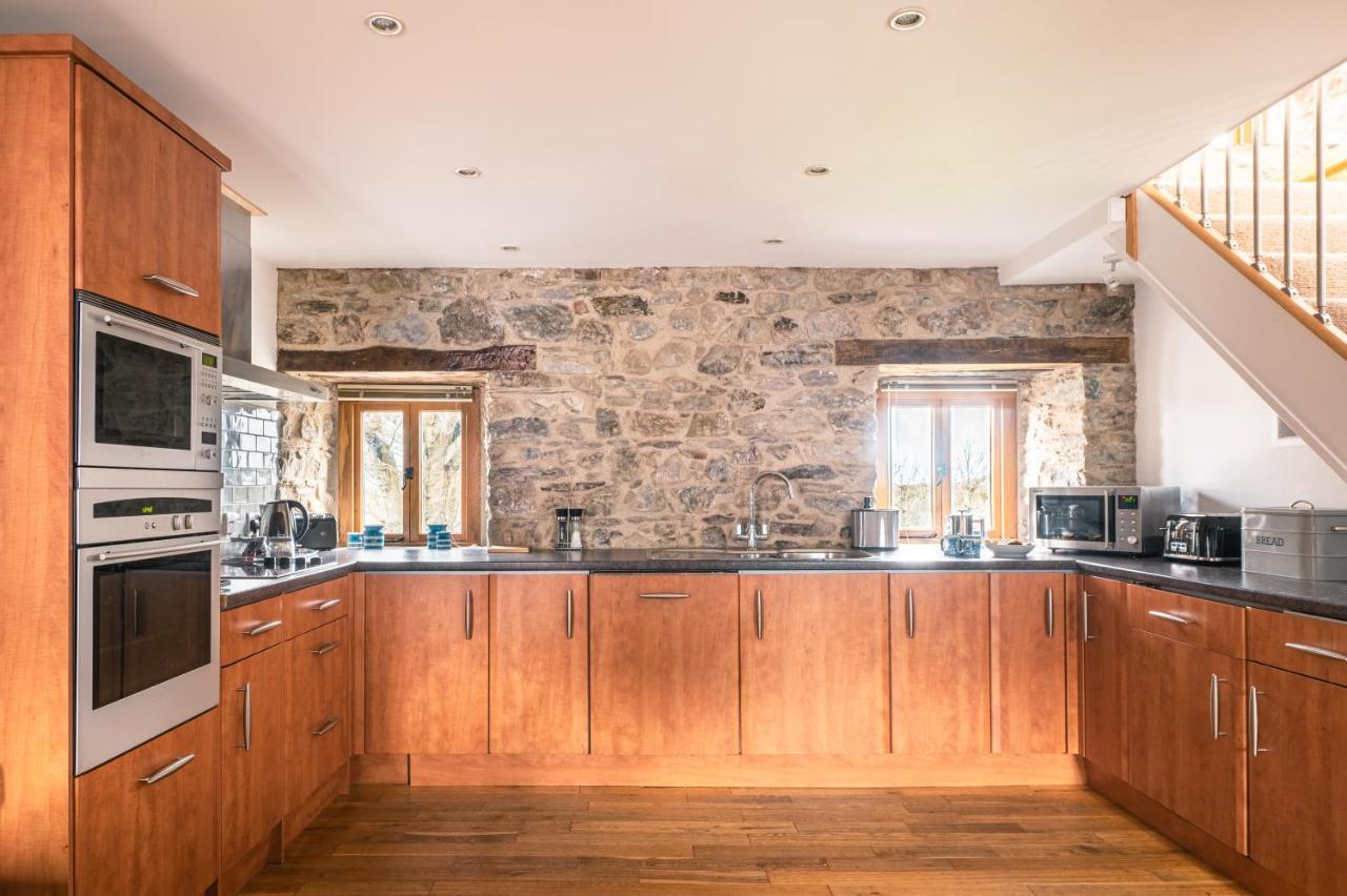 Stunning Converted Granary In Heart Of St Davids Екстериор снимка