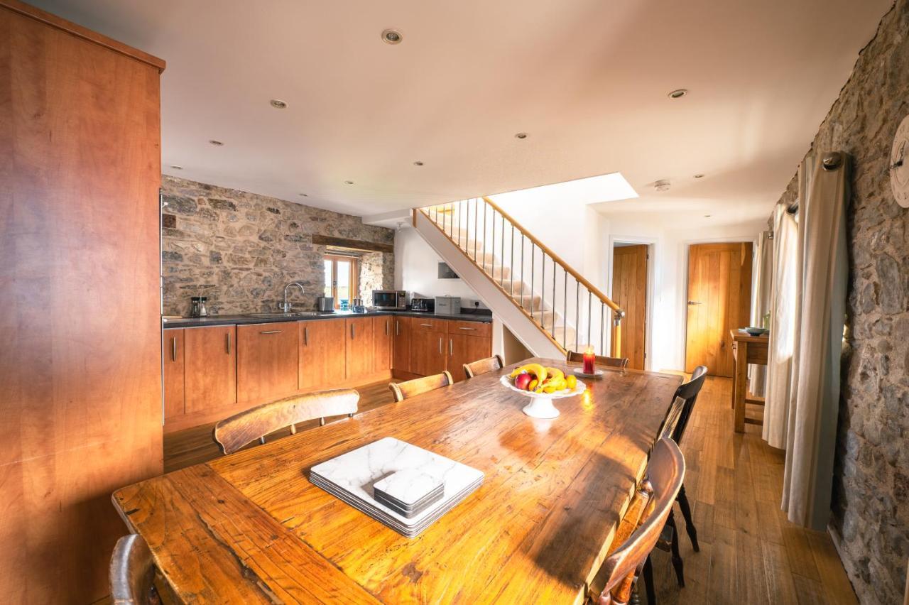 Stunning Converted Granary In Heart Of St Davids Екстериор снимка